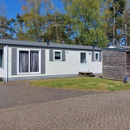 Ruim En Gezellig Chalet Voor 2 Personen Op De Veluwe Recreatiepark De Oude Driest Putten Luaran gambar